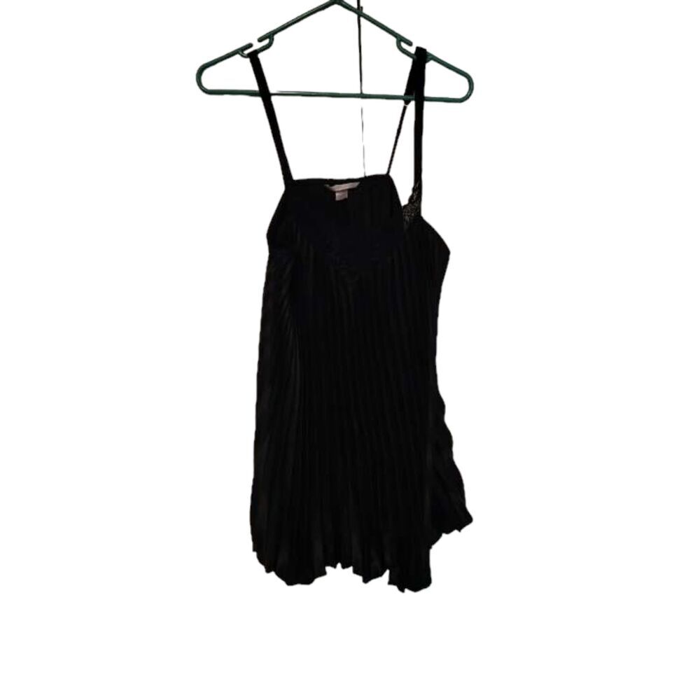 Victoria's Secret Black Accordion night wear